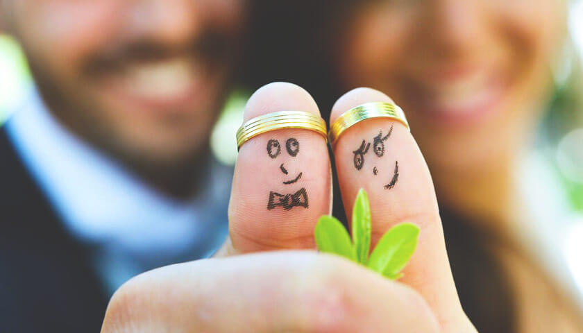 Крим, окупація і шлюб: чи визнає Україна